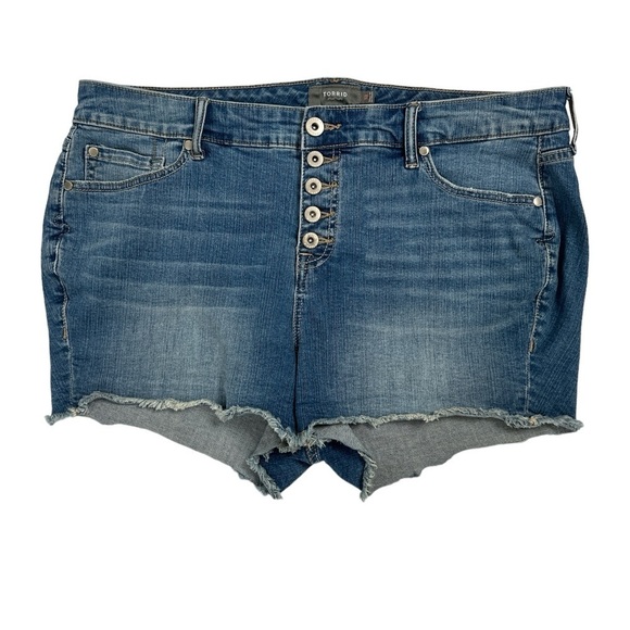 Torrid 3.5 Inch Vintage Stretch Mid-Rise Short - Picture 1 of 13